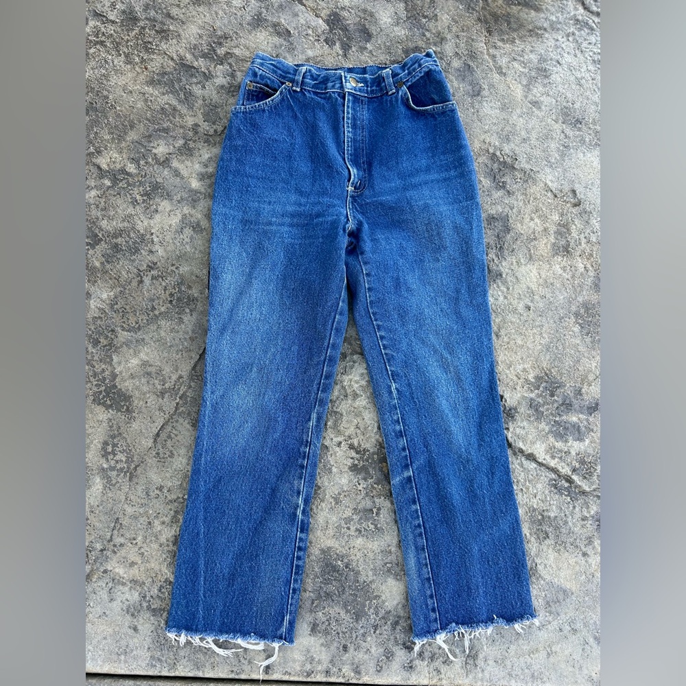 Chic vintage women’s high waist 10/11 denim western straight jeans frayed bottom